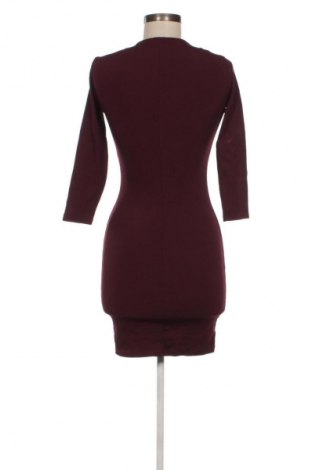 Sukienka Bershka, Rozmiar S, Kolor Fioletowy, Cena 95,99 zł