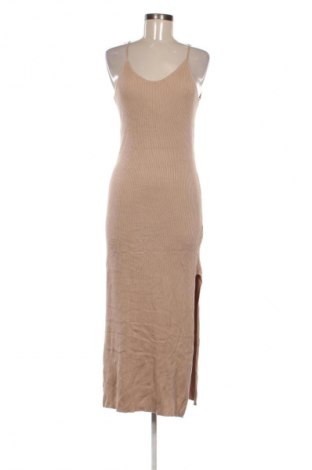 Sukienka Bershka, Rozmiar M, Kolor Beżowy, Cena 95,99 zł