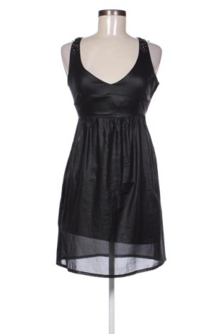 Φόρεμα Bershka, Μέγεθος S, Χρώμα Μαύρο, Τιμή 19,82 €