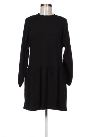 Šaty  Bershka, Velikost S, Barva Černá, Cena  159,00 Kč