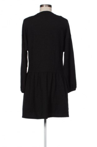 Šaty  Bershka, Velikost S, Barva Černá, Cena  159,00 Kč