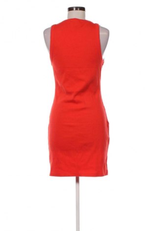 Sukienka Bershka, Rozmiar XL, Kolor Czerwony, Cena 95,99 zł
