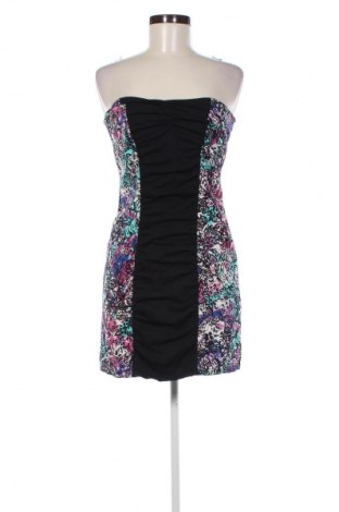 Sukienka Bershka, Rozmiar M, Kolor Kolorowy, Cena 68,33 zł
