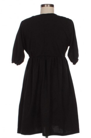 Kleid Boohoo, Größe L, Farbe Schwarz, Preis 7,99 €