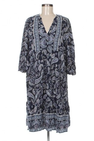 Kleid C&A, Größe M, Farbe Mehrfarbig, Preis 20,99 €