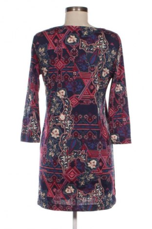 Рокля Casual Clothing, Размер M, Цвят Многоцветен, Цена 29,99 лв.