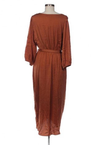 Φόρεμα City Chic, Μέγεθος M, Χρώμα Καφέ, Τιμή 18,99 €