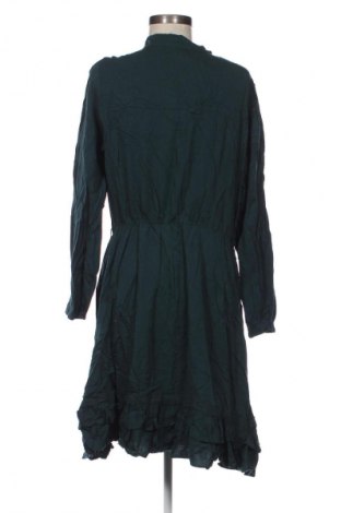 Kleid City Chic, Größe M, Farbe Grün, Preis € 32,99