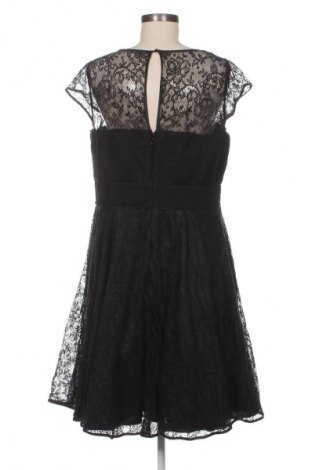 Kleid City Chic, Größe XXL, Farbe Schwarz, Preis 20,99 €