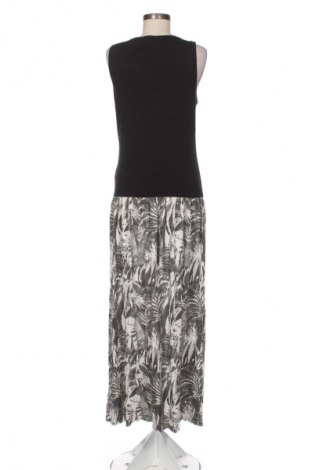 Rochie Converse, Mărime M, Culoare Multicolor, Preț 175,99 Lei