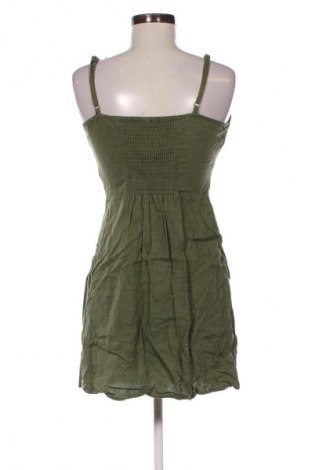 Kleid Cotton On, Größe M, Farbe Grün, Preis 20,99 €