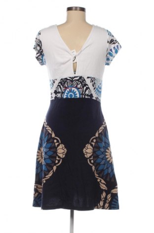 Šaty  Desigual, Velikost XL, Barva Vícebarevné, Cena  1 162,00 Kč