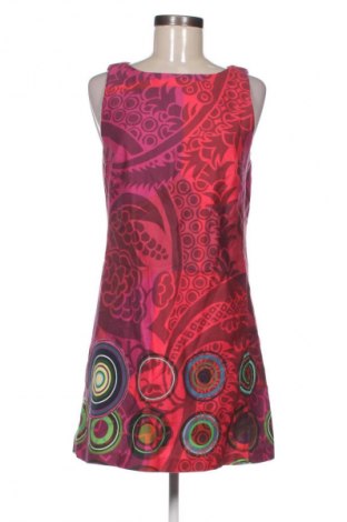 Рокля Desigual, Размер M, Цвят Многоцветен, Цена 82,08 лв.
