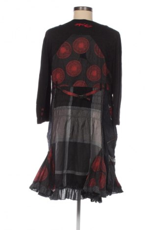 Рокля Desigual, Размер XL, Цвят Многоцветен, Цена 82,00 лв.