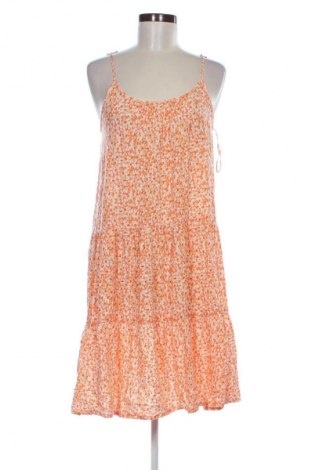 Kleid Essentials, Größe M, Farbe Mehrfarbig, Preis 14,99 €