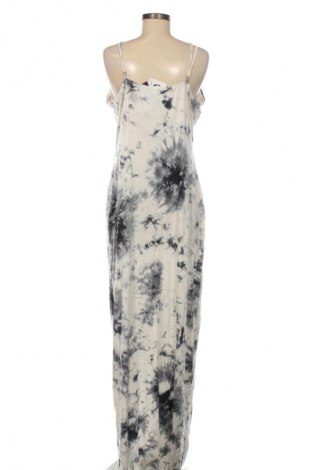 Φόρεμα Fashion nova, Μέγεθος 3XL, Χρώμα Πολύχρωμο, Τιμή 29,99 €
