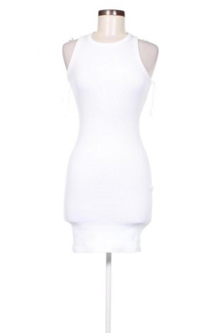 Kleid Fb Sister, Größe M, Farbe Weiß, Preis € 23,53