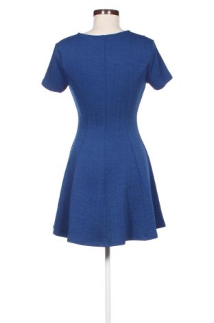 Sukienka Forever 21, Rozmiar M, Kolor Niebieski, Cena 63,62 zł