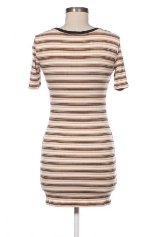 Kleid Forever 21, Größe M, Farbe Mehrfarbig, Preis 18,99 €