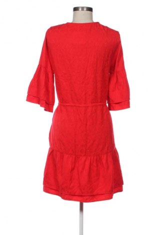 Sukienka French Connection, Rozmiar M, Kolor Czerwony, Cena 129,99 zł