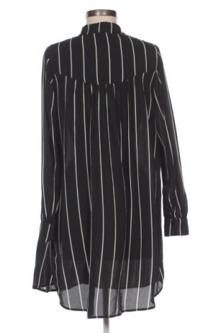 Рокля H&M, Размер S, Цвят Многоцветен, Цена 41,99 лв.