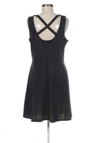 Рокля H&M, Размер L, Цвят Многоцветен, Цена 29,99 лв.