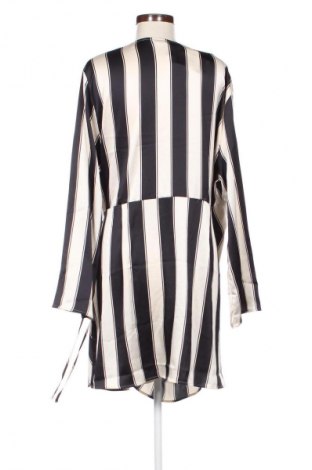 Sukienka H&M, Rozmiar XXL, Kolor Kolorowy, Cena 108,39 zł