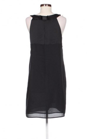 Рокля H&M, Размер L, Цвят Черен, Цена 14,99 лв.