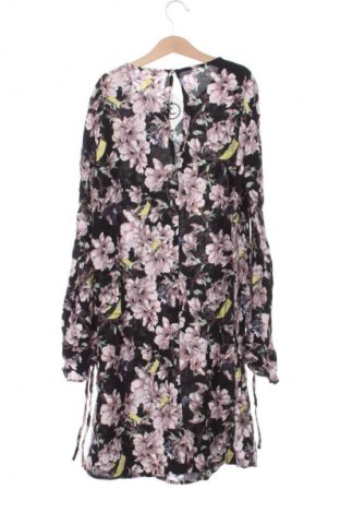Рокля H&M, Размер XS, Цвят Многоцветен, Цена 29,99 лв.