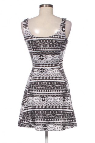 Šaty  H&M, Velikost S, Barva Vícebarevné, Cena  329,00 Kč