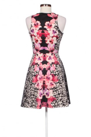 Šaty  H&M, Velikost S, Barva Vícebarevné, Cena  259,00 Kč
