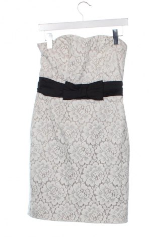 Šaty  H&M, Velikost M, Barva Krémová, Cena  371,00 Kč