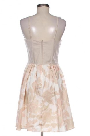 Šaty  H&M, Velikost M, Barva Vícebarevné, Cena  367,00 Kč