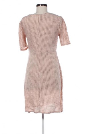 Рокля H&M, Размер M, Цвят Многоцветен, Цена 29,58 лв.