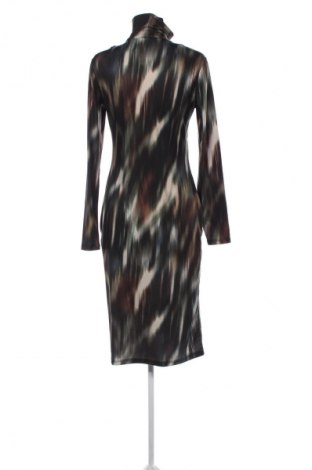Šaty  H&M, Velikost M, Barva Vícebarevné, Cena  374,00 Kč