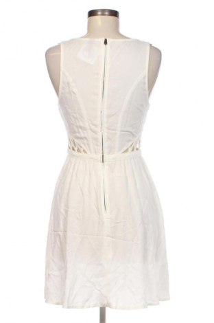 Rochie H&M Divided, Mărime S, Culoare Alb, Preț 98,99 Lei