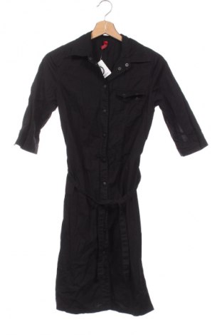 Рокля H&M Divided, Размер XS, Цвят Черен, Цена 47,96 лв.