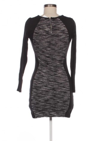 Sukienka H&M Divided, Rozmiar M, Kolor Kolorowy, Cena 95,99 zł