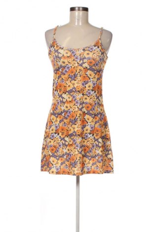 Рокля H&M Divided, Размер S, Цвят Многоцветен, Цена 29,99 лв.