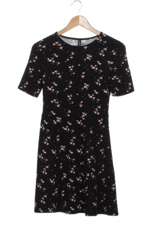 Рокля H&M Divided, Размер XS, Цвят Многоцветен, Цена 29,00 лв.