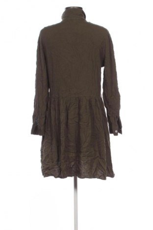 Sukienka H&M L.O.G.G., Rozmiar M, Kolor Zielony, Cena 157,99 zł