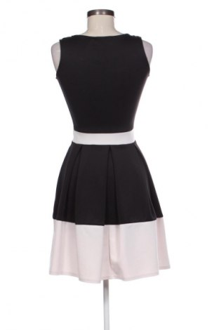 Rochie Lush, Mărime M, Culoare Multicolor, Preț 130,48 Lei
