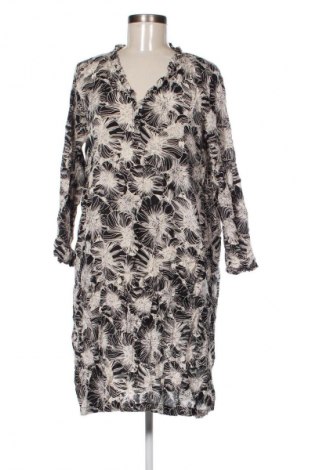 Kleid Masai, Größe M, Farbe Mehrfarbig, Preis 33,99 €