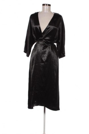 Rochie Monki, Mărime S, Culoare Negru, Preț 91,99 Lei