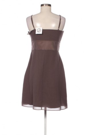 Kleid Montego, Größe M, Farbe Braun, Preis 13,99 €