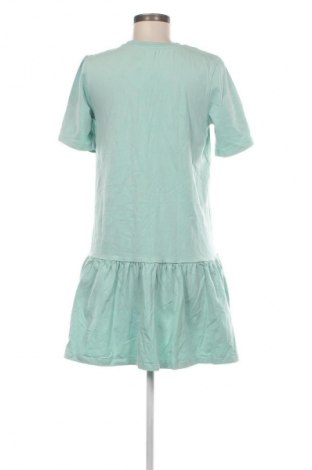 Kleid NA-KD, Größe M, Farbe Grün, Preis 25,99 €