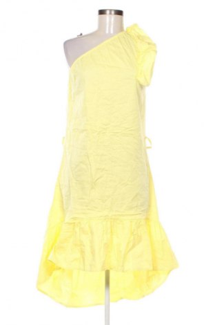 Рокля NEW COLLECTION, Размер M, Цвят Жълт, Цена 48,99 лв.