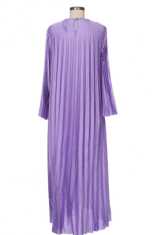 Рокля NEW COLLECTION, Размер L, Цвят Лилав, Цена 109,99 лв.