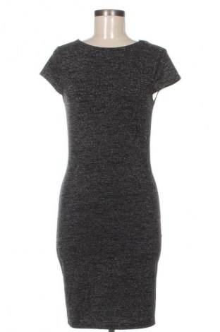 Kleid ONLY, Größe M, Farbe Silber, Preis 12,99 €