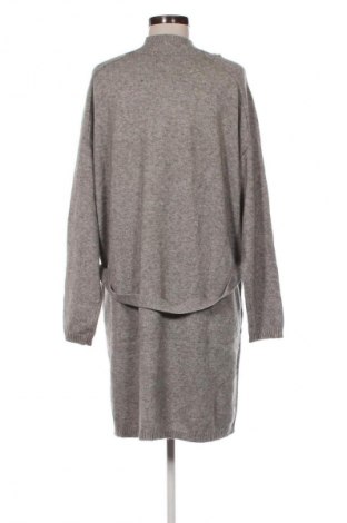 Kleid ONLY, Größe XL, Farbe Grau, Preis 42,99 €